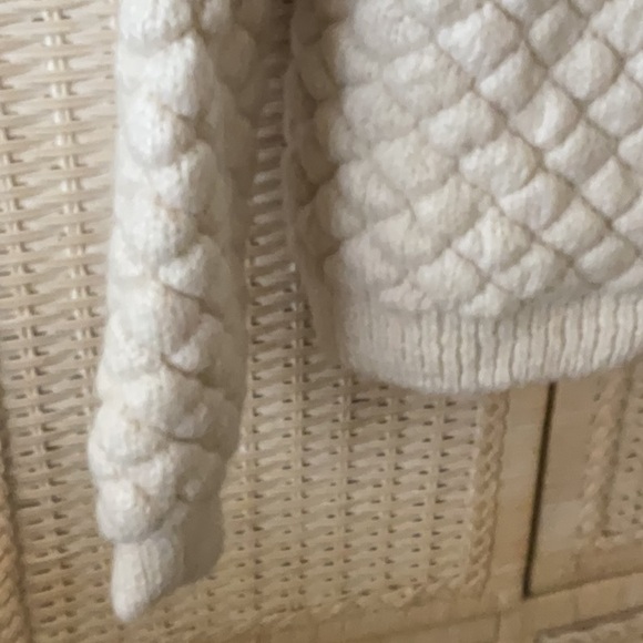 Zara Jacquard Sweater EUC - Picture 9 of 13